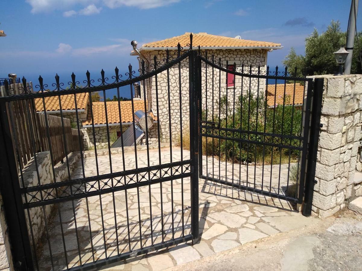 Harmony And Horizon Villas Athanion Exterior photo